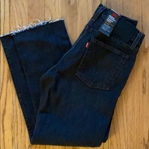 Levi’s wedgie straight 26